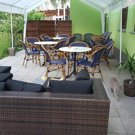 Weinhaus Em Wingert